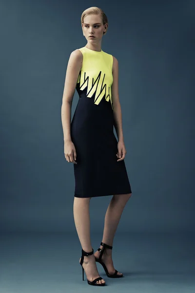 Look 16